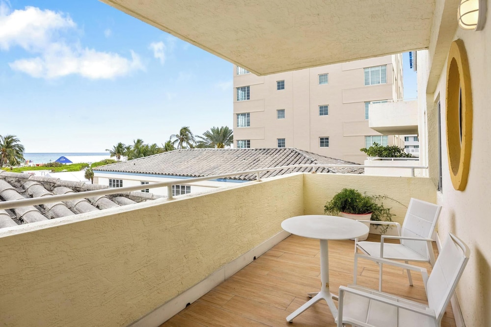 Hotel Ocean 61/64