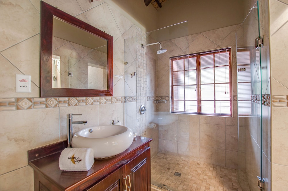 Kassaboera Lodge 35/36
