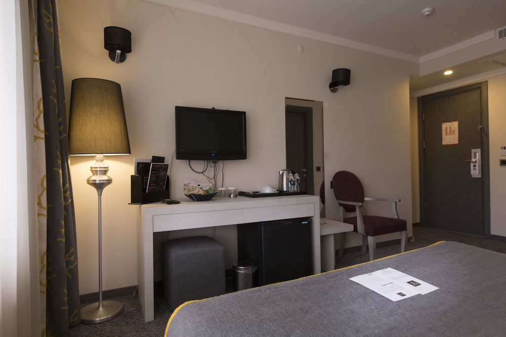 Koza Suite Hotel 61/70