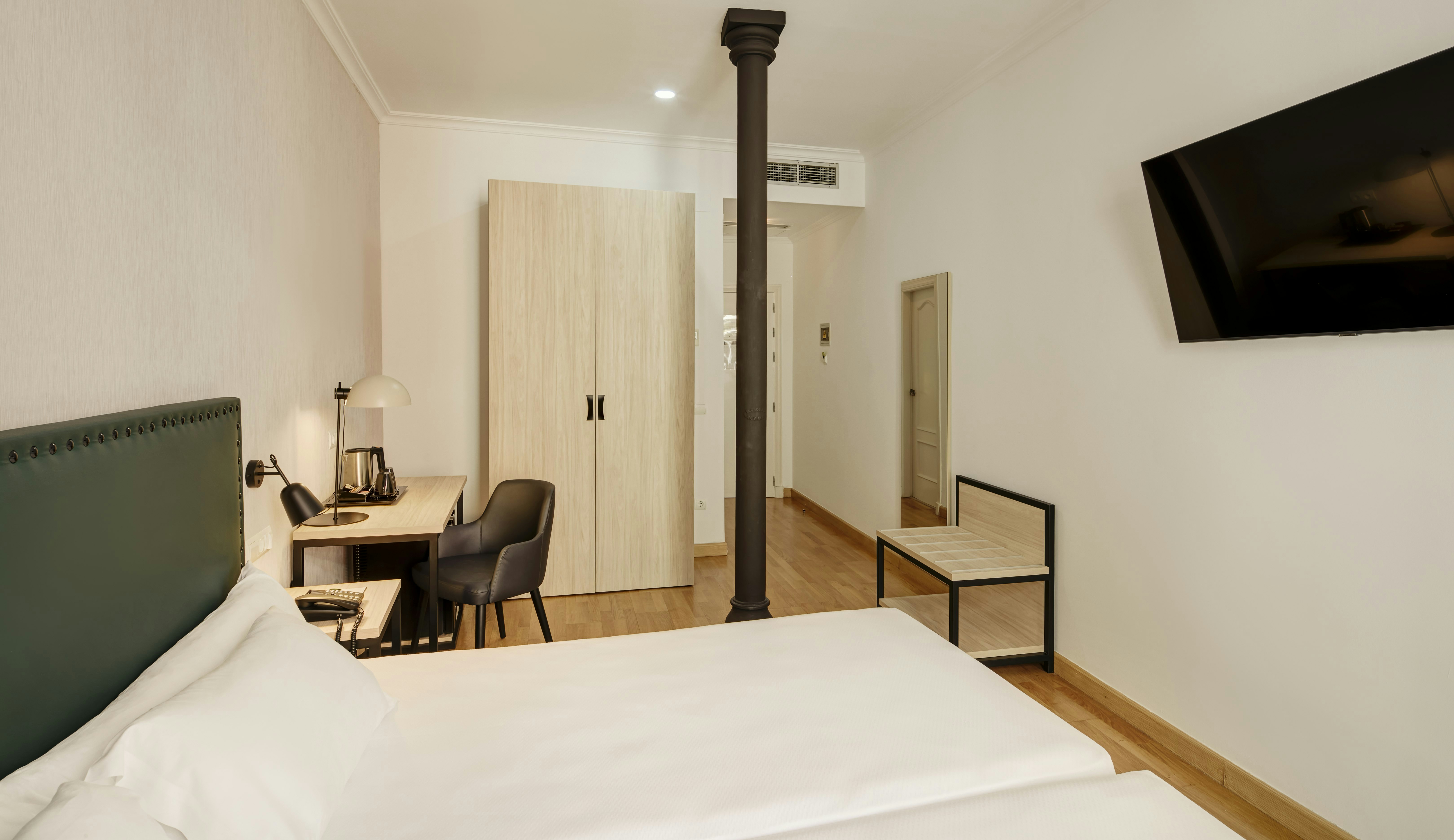 SUPERIOR, TWIN BEDS