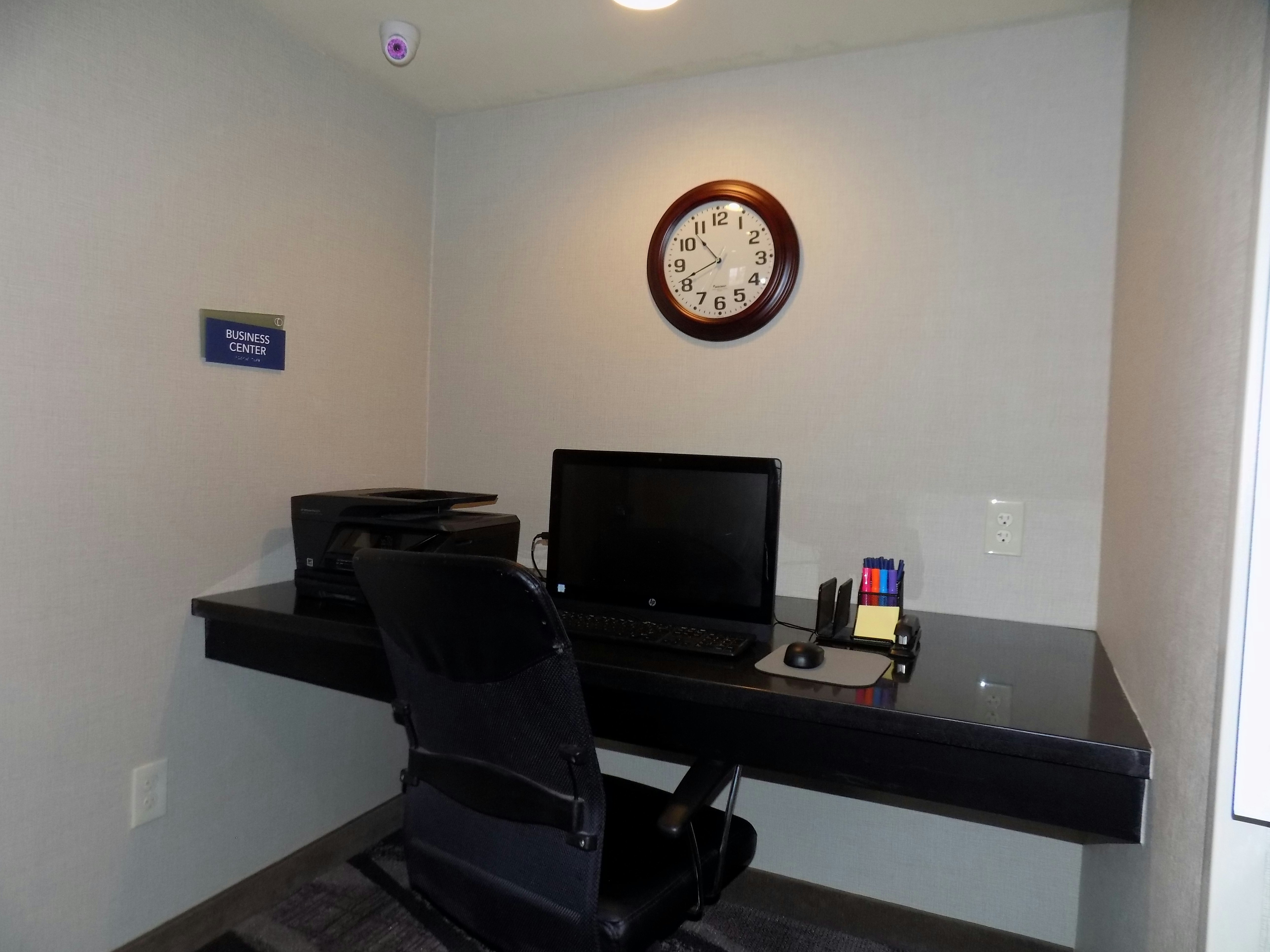 Cobblestone Hotel Suites Seward Ne 63/73