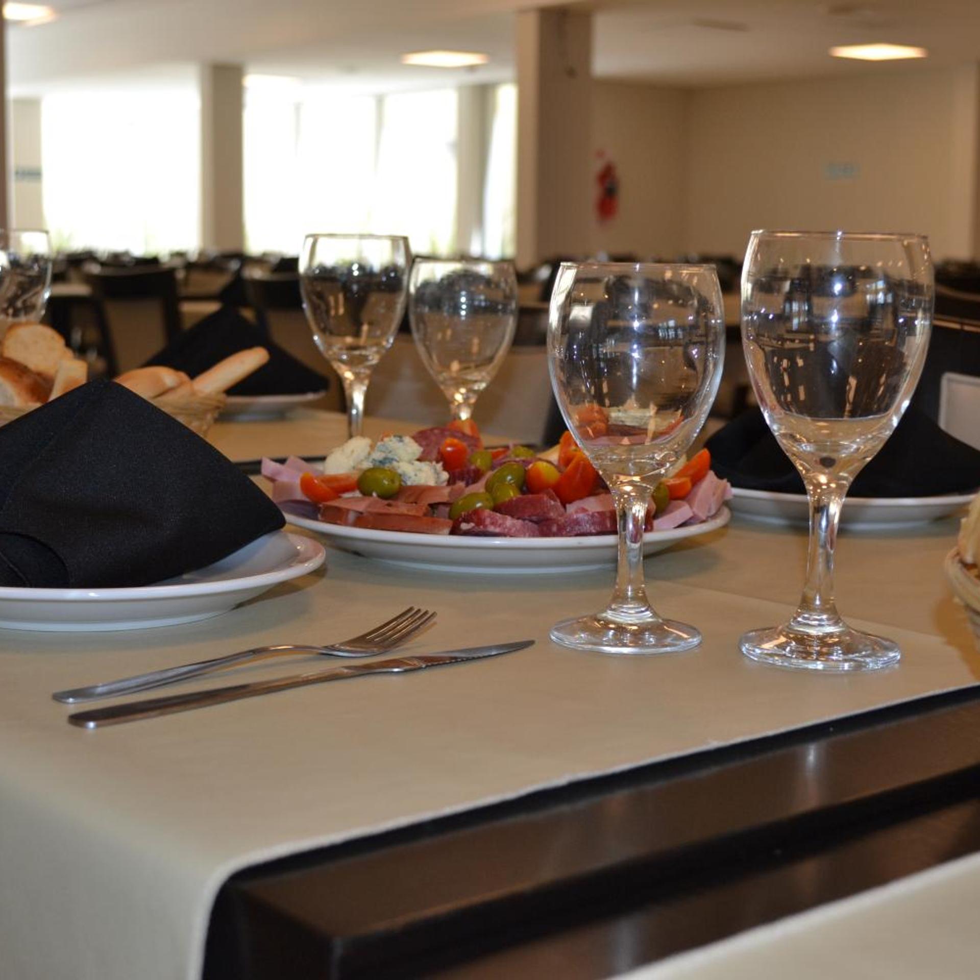 Hotel Oscar Lescano 13/50