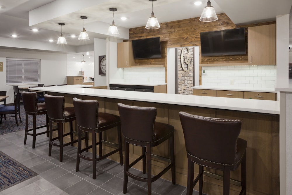 GrandStay Hotel & Suites Cannon Falls 29/40
