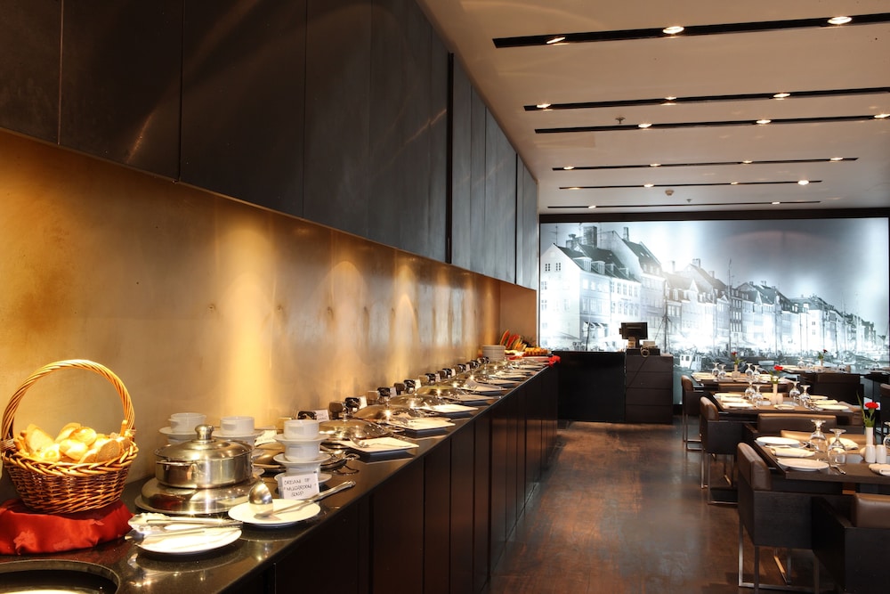 restaurant-cafeteria