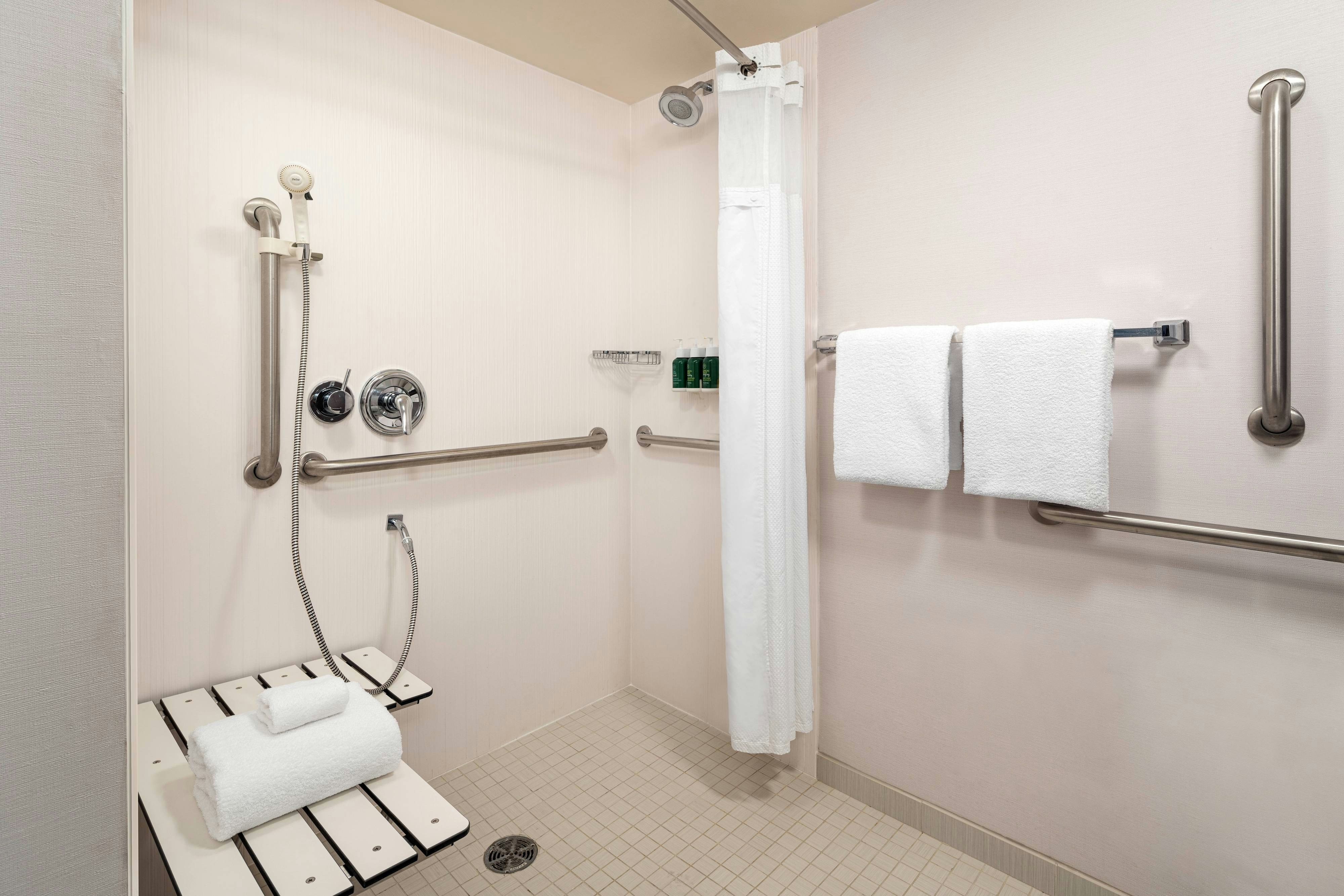 غرفة بسريرين كوين، Courtyard by Marriott Rancho Cordova Sacramento 3/4