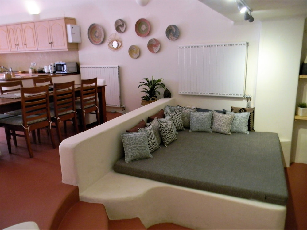 Villa Kisiris 19/40