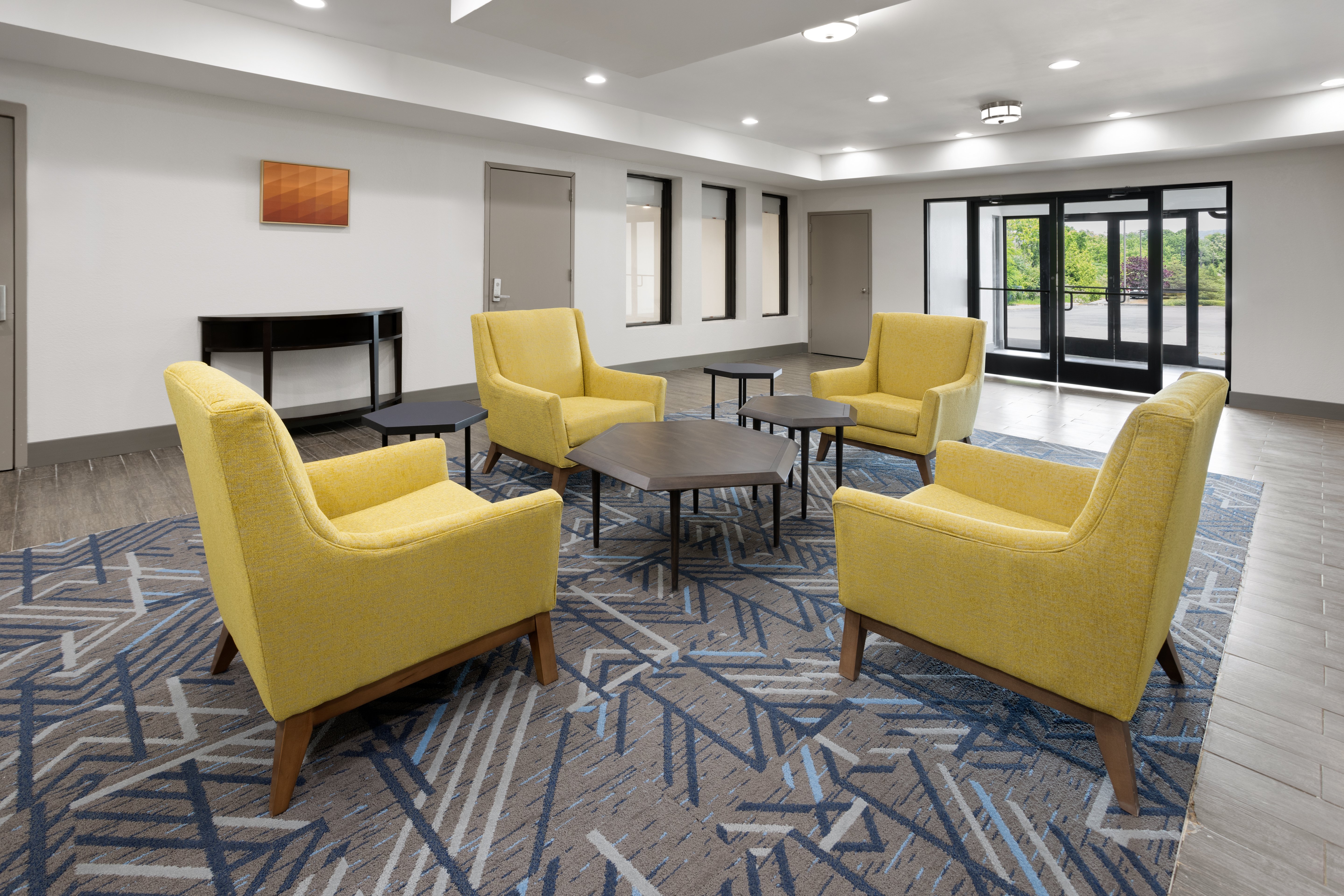 Holiday Inn Express & Suites Wyomissing 24/44