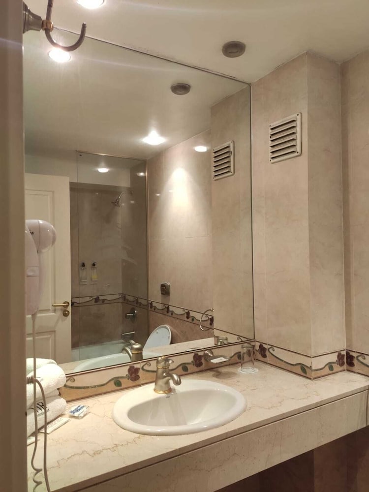 Hotel HR Esmeralda Luxor By Nobile 54/54