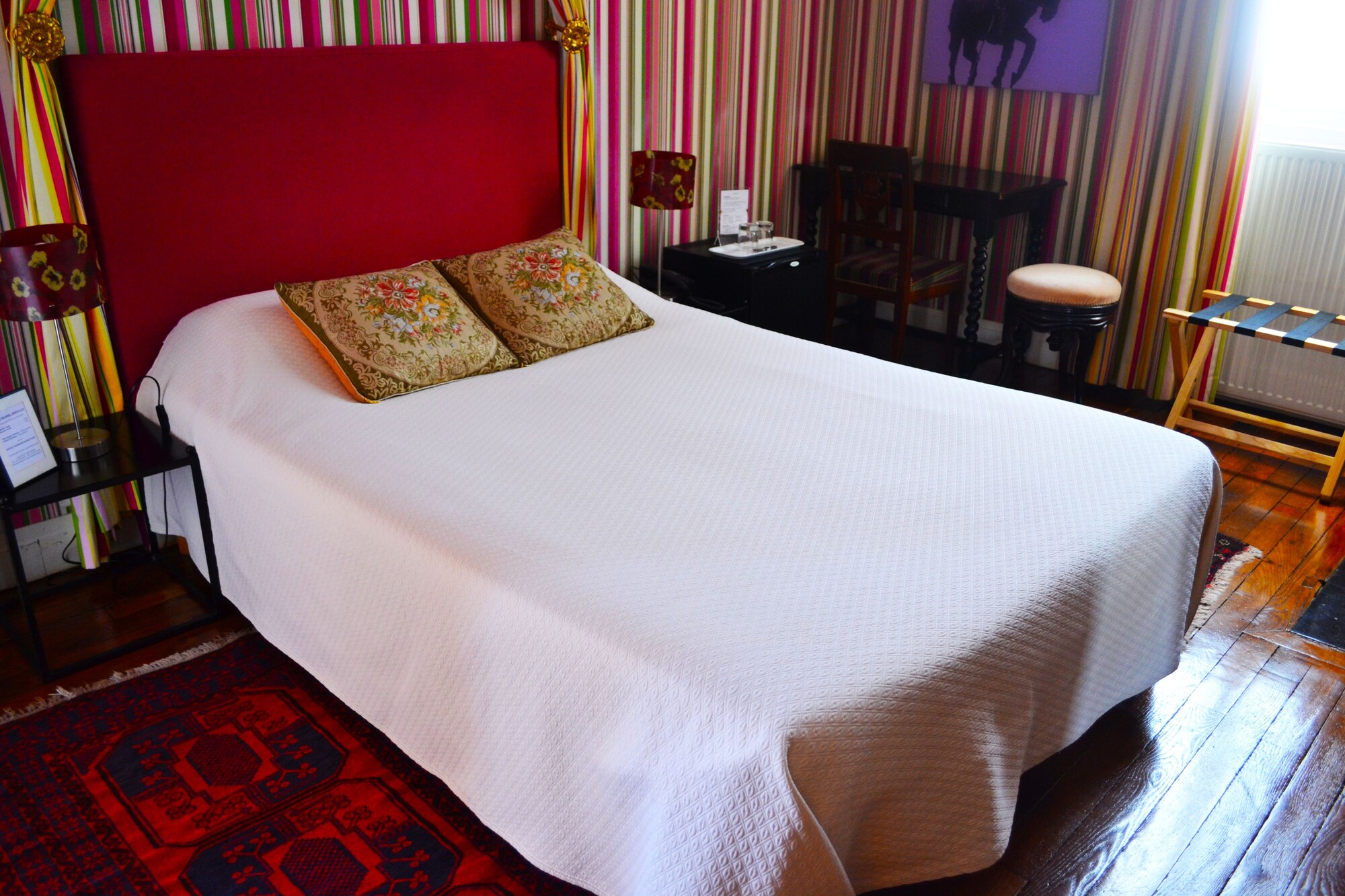 SUPERIOR, DOUBLE BED