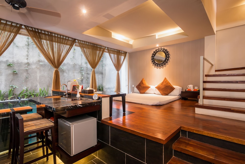 18 Suite Villa Loft Kuta 59/73