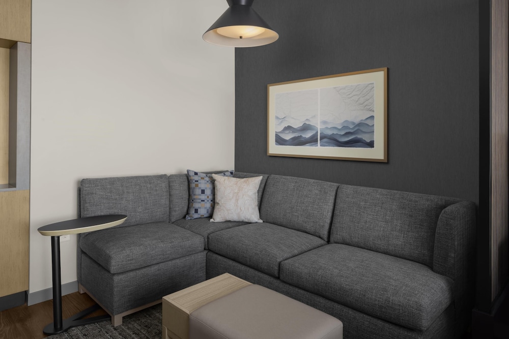 Hyatt Place Bozeman Yellowstone Airport 24/49