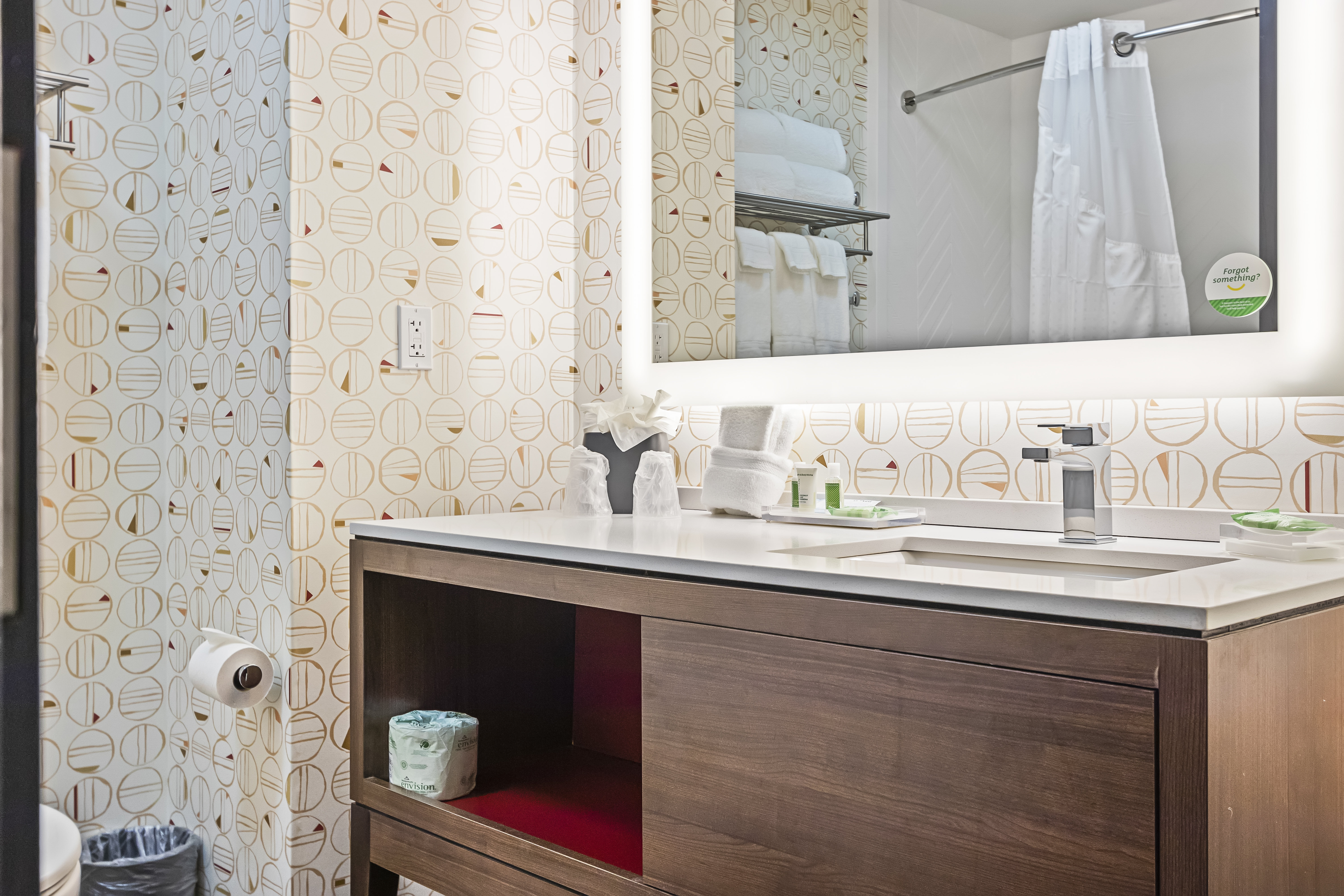 Holiday Inn St. Petersburg West 58/59
