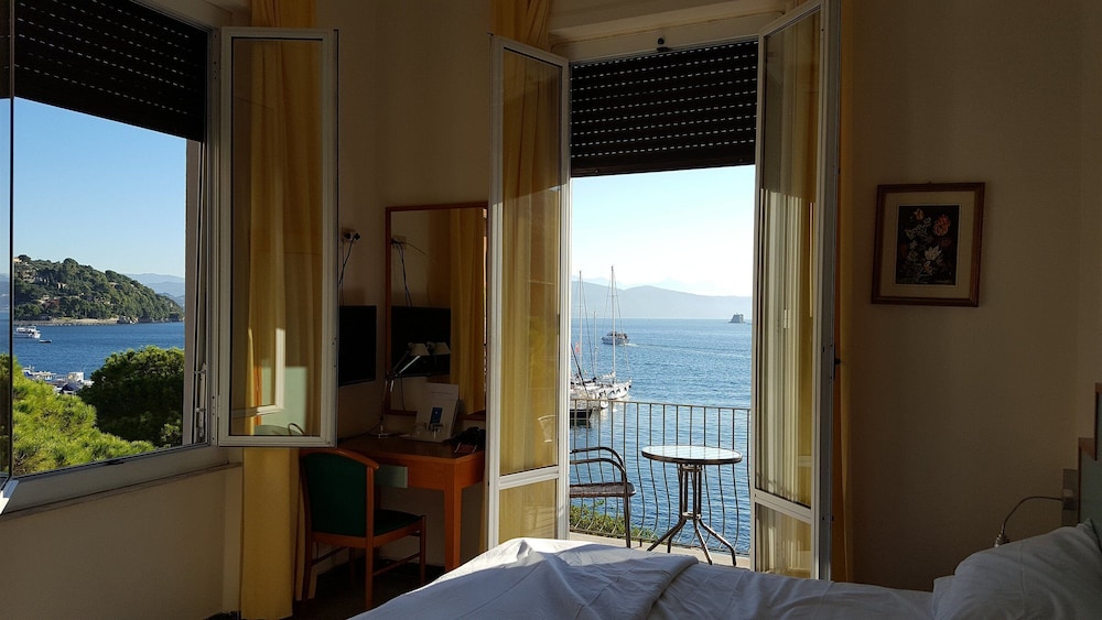 Hotel Belvedere 3/11