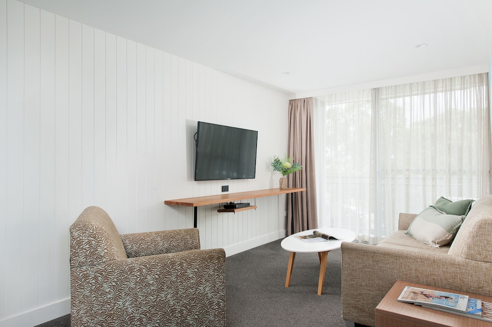 The Nelson Resort 41/56