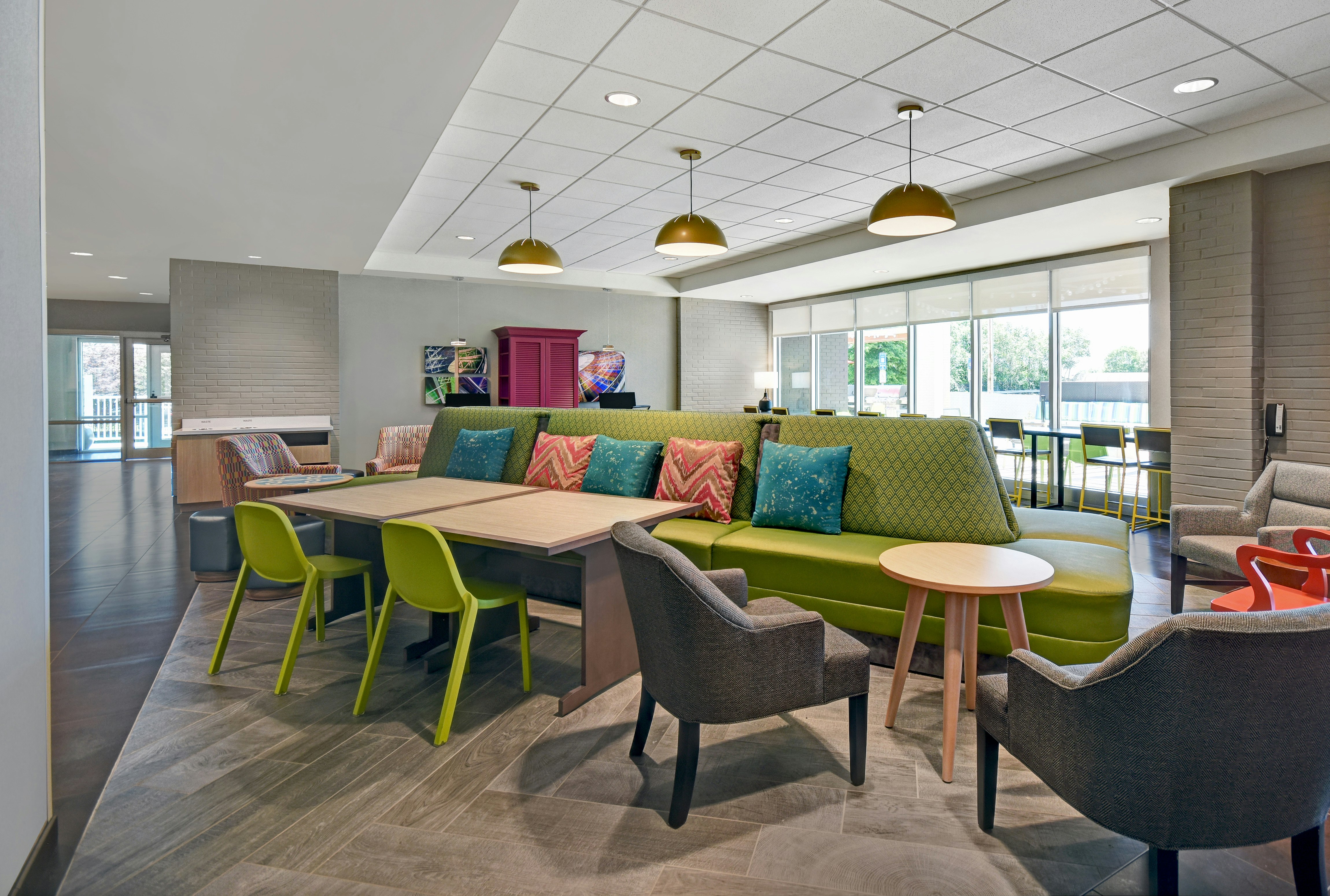 Home2 Suites by Hilton Atlanta Airport North 17/26