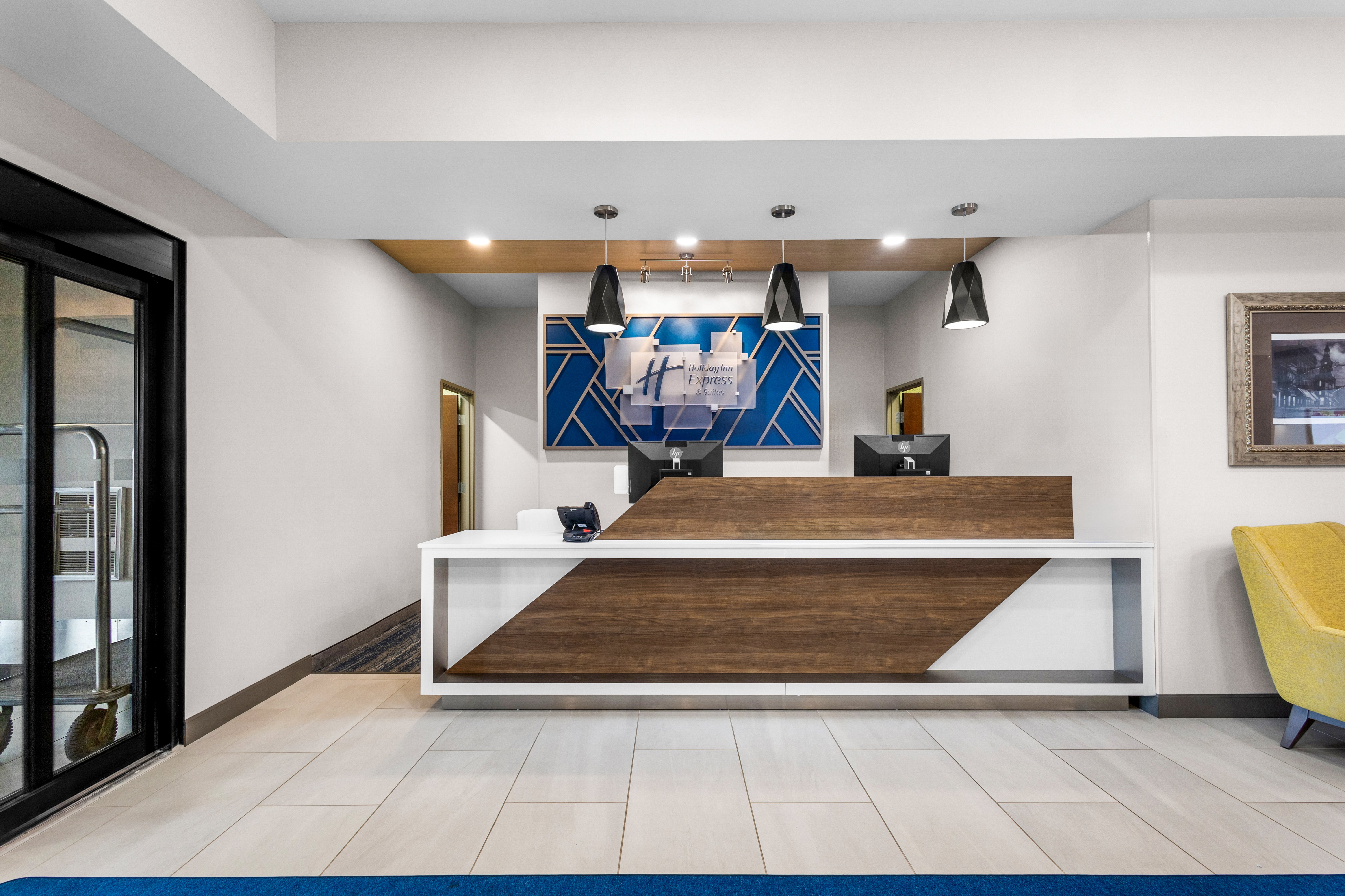 Holiday Inn Express Hotel Suites Van Wert 4/72