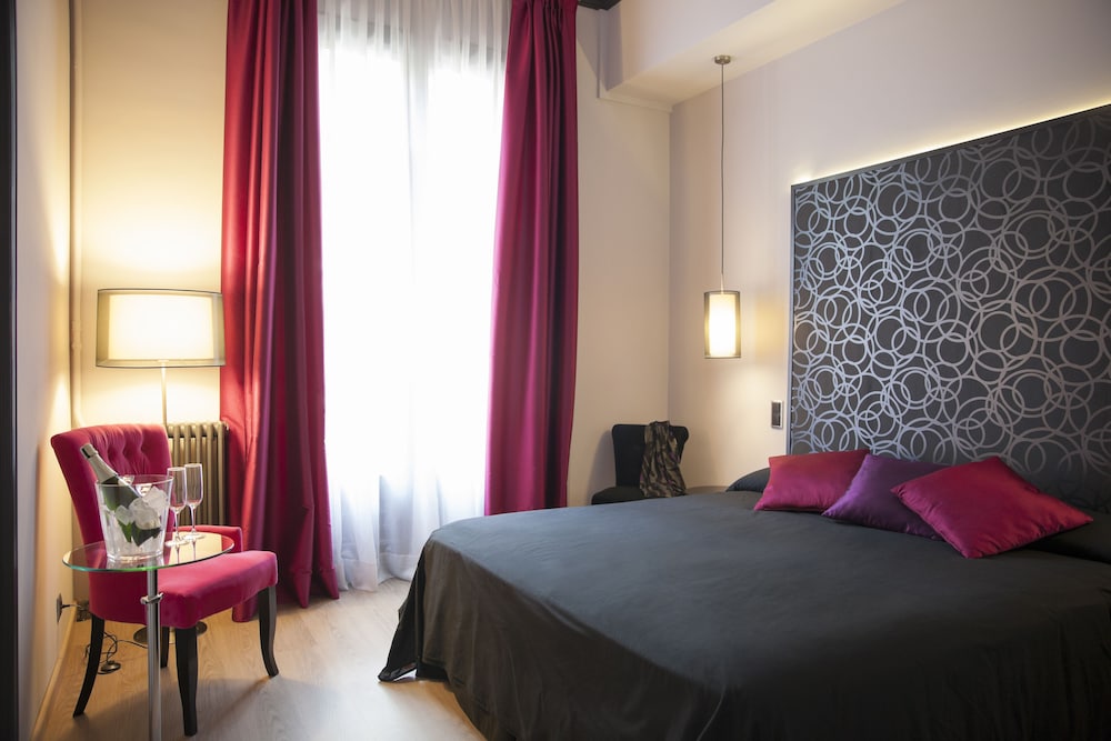 UMMA BARCELONA BED AND BREAKFAST BOUTIQUE 13/40