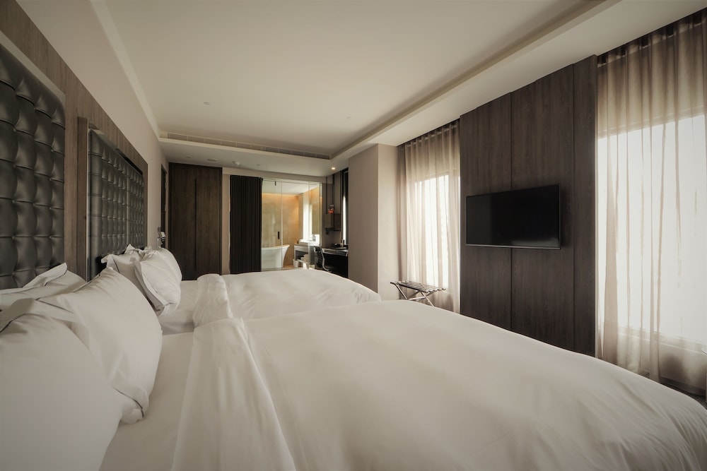 Starhaus Hotel 8/66