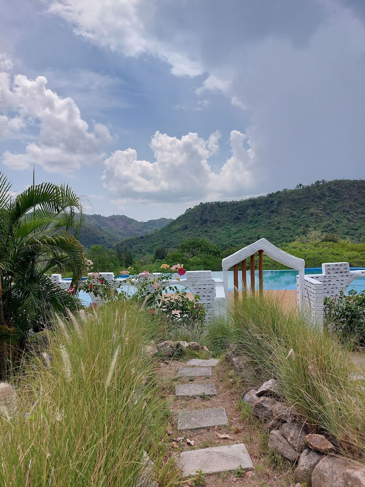 Khun Khao Tamnan Prai Resort 72/78