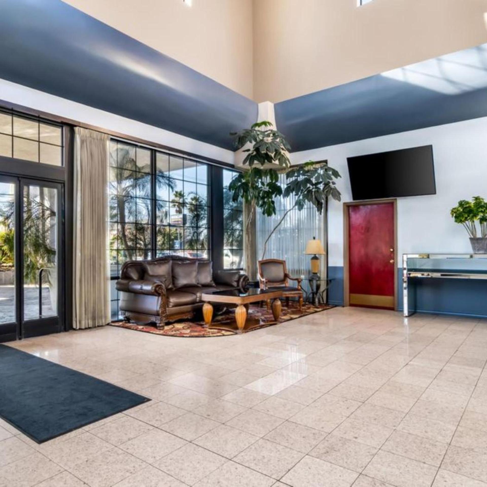 SureStay by Best Western Bakersfield Central 9/60