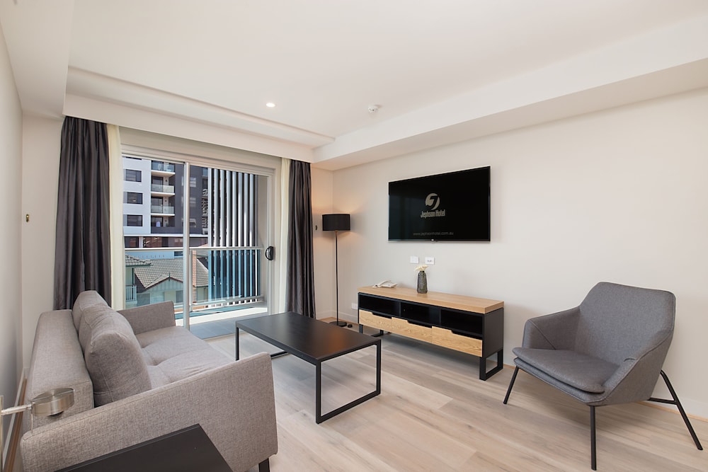 Jephson Hotel Apartments 35/53