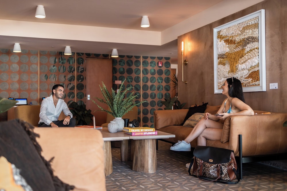 HiBird- Apartment and Suites Hotel 7/50