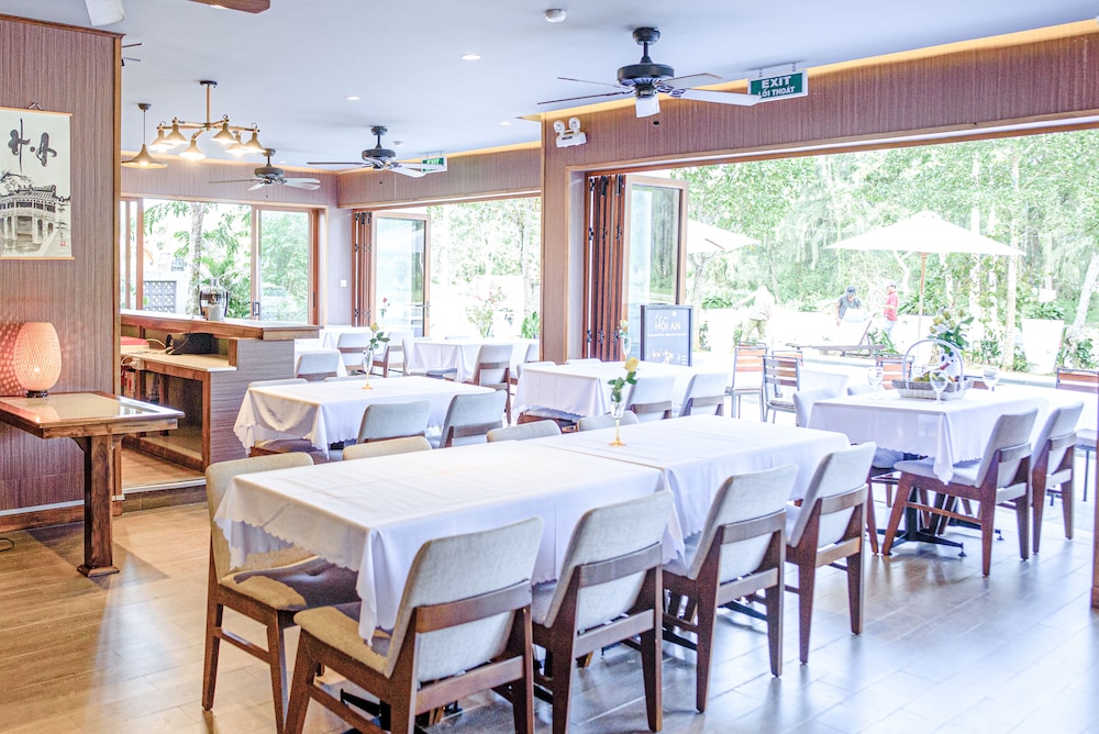The Blossom Hoi An Ocean Front Hotel & Spa 37/50