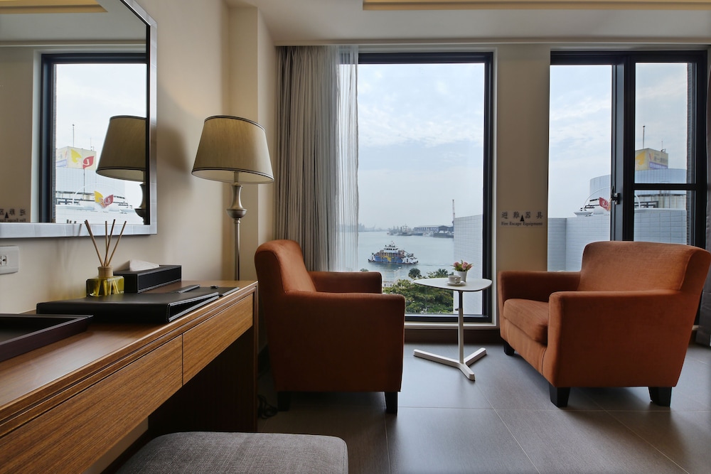 Watermark Hotel 28/36