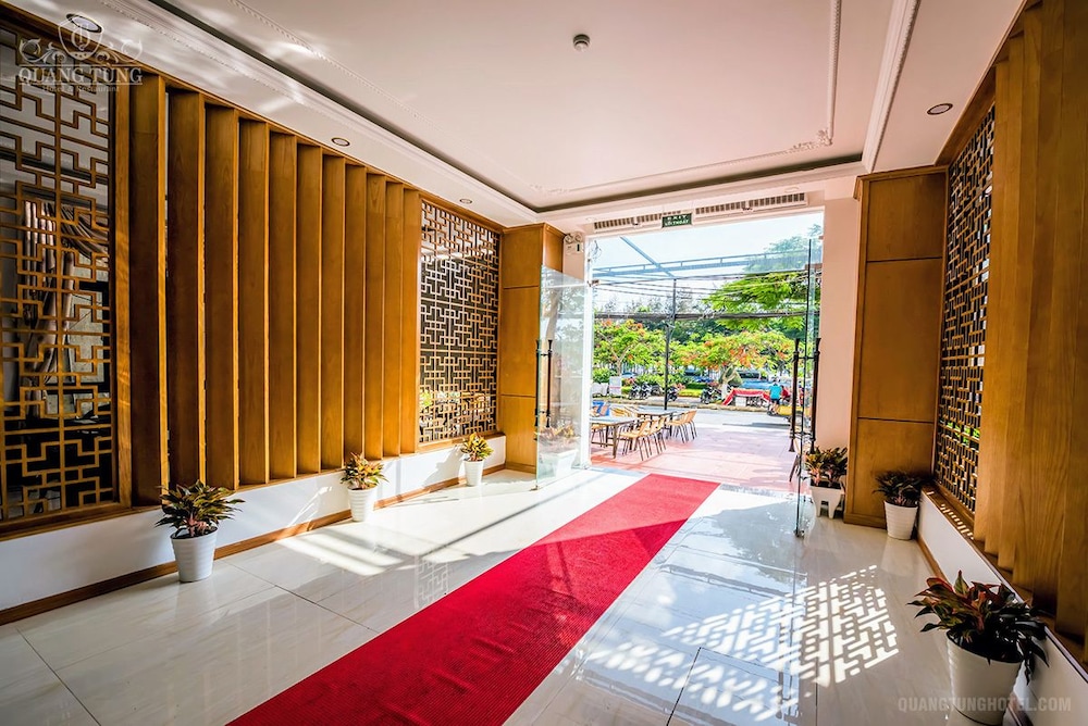 Quang Tung Hotel 7/45