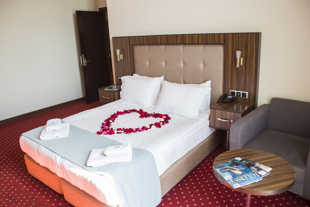 Legend Business Hotel Batumi 16/27