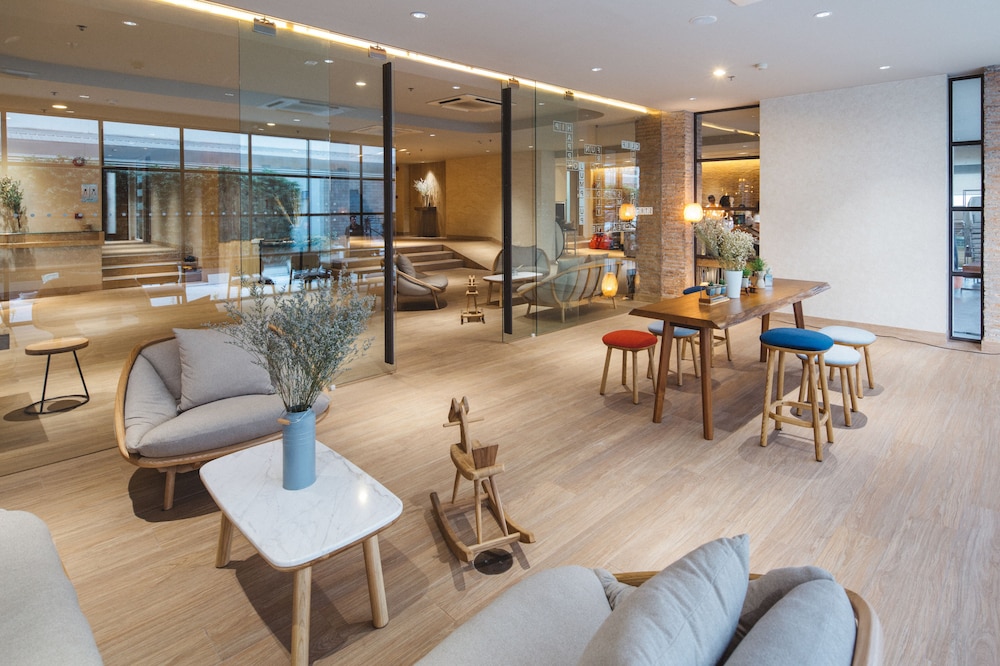 Clef Hotel 30/50