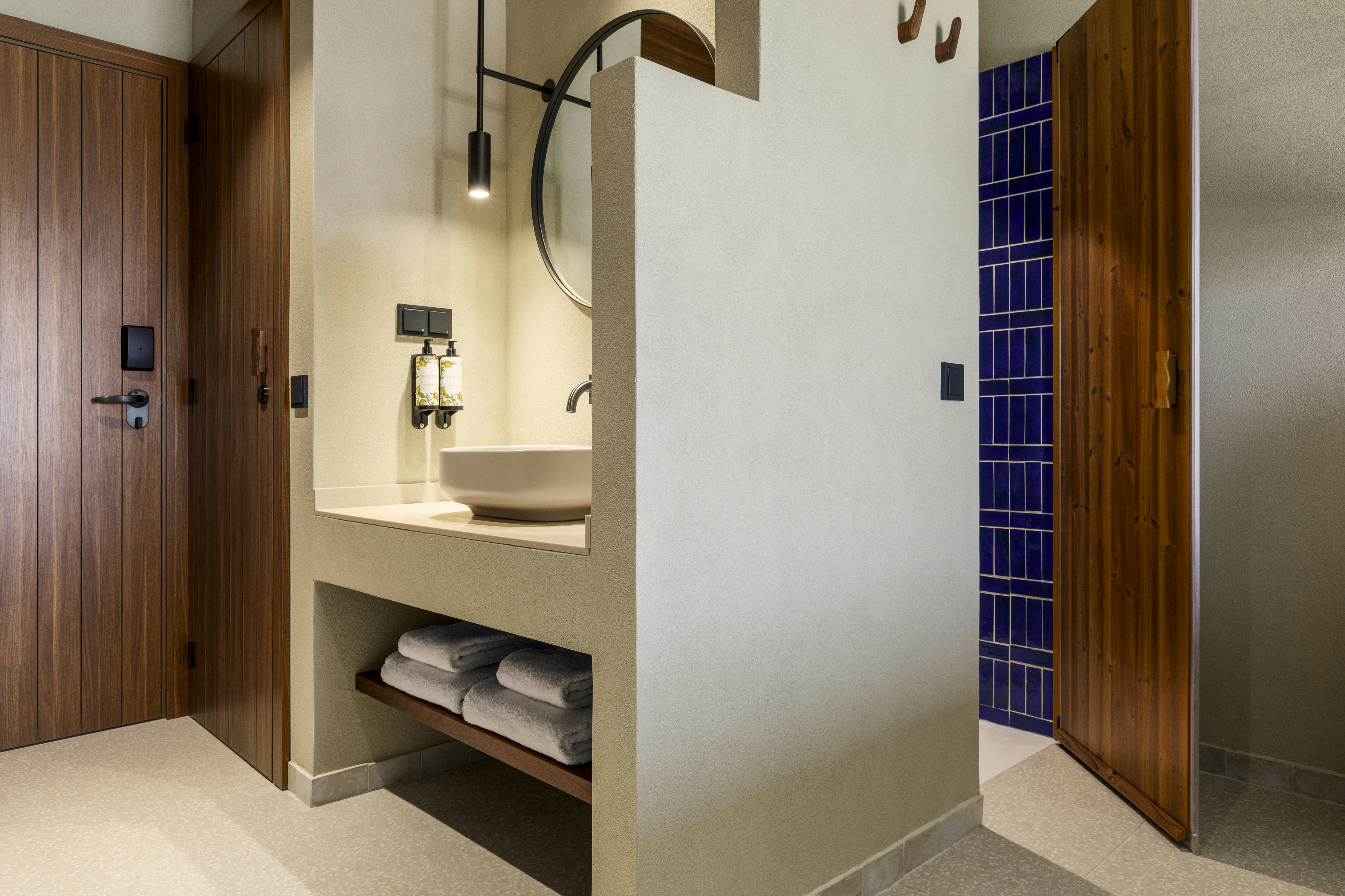 غرفة بسريرين منفصلين، Amarello Hotel Praia Santo Andre, Tapestry Collection by Hilton 3/3