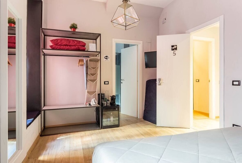 St. Peter Suites 6/50