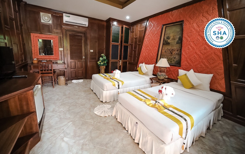 COCONUT BEACH RESORT 43/74
