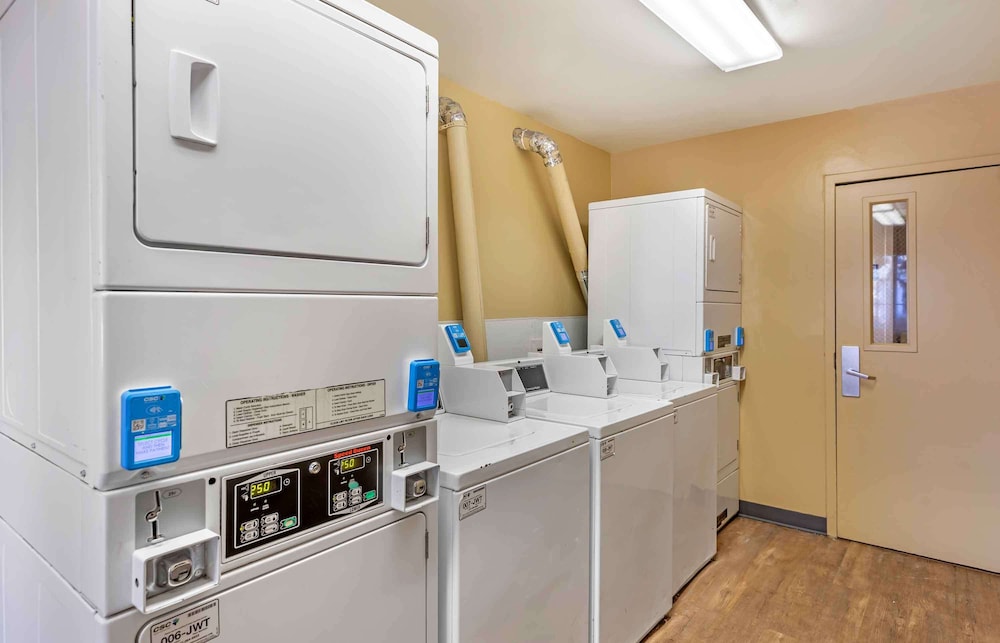 Extended Stay America-Denver-Tech Center S-Greenwood Village 47/48