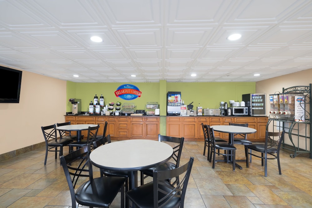 BAYMONT BY WYNDHAM GOODLETTSVILLE — 3