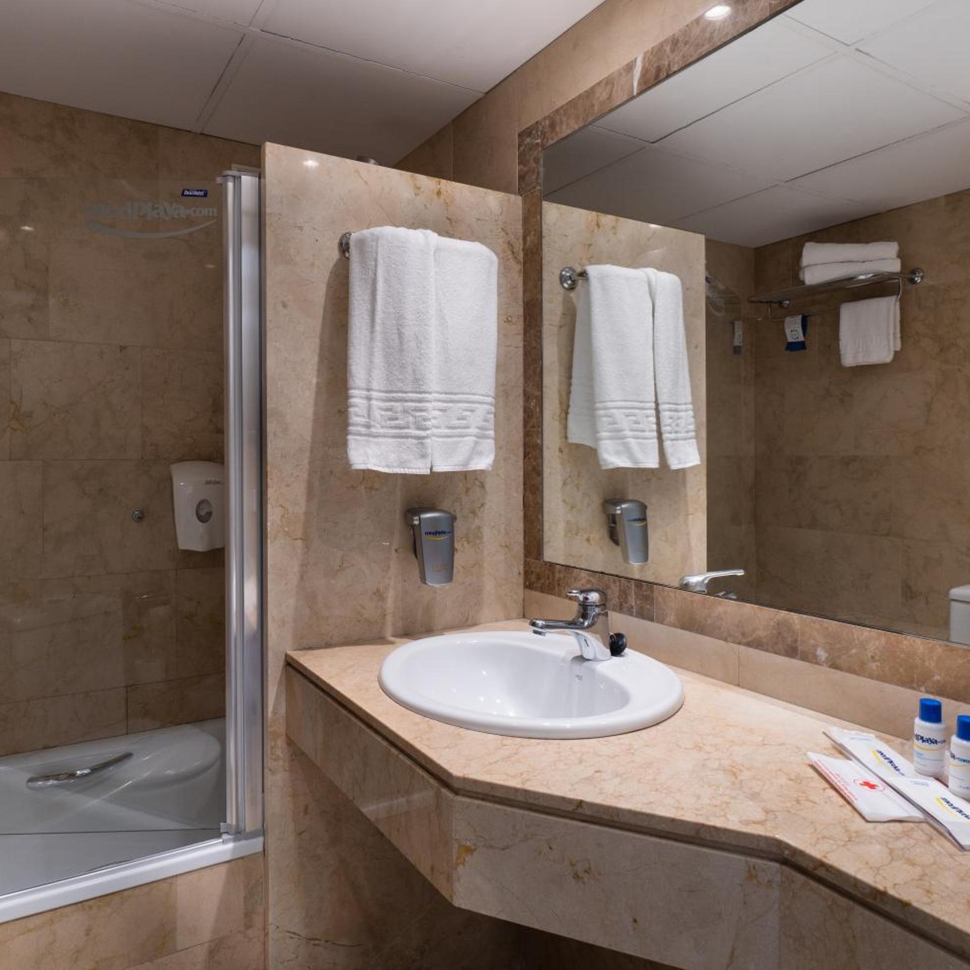 غرفة بسرير مزدوج، The Agir Springs Hotel 6/8