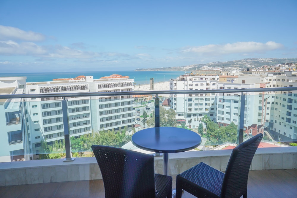 Royal Tulip City Center Tanger Hotel 71/72