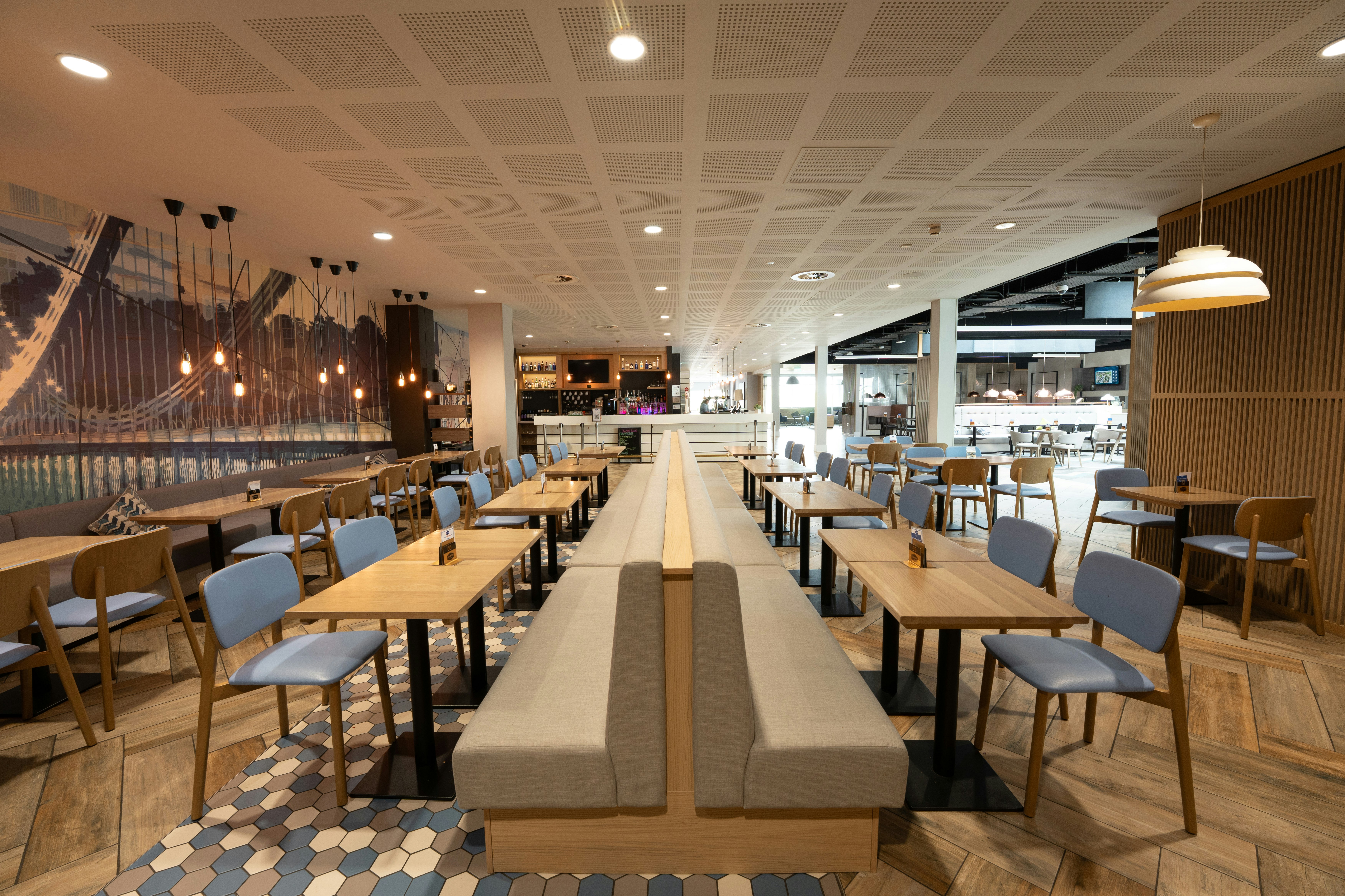 Hampton By Hilton Bristol Airport 30/46