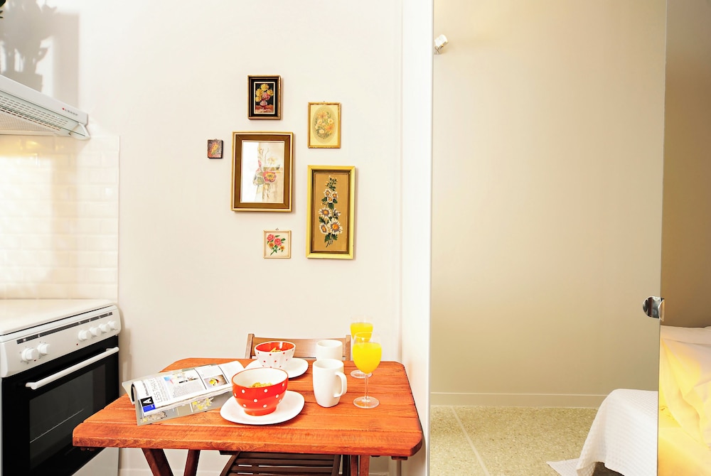 Live In Athens Short Stay Apartments 32/50