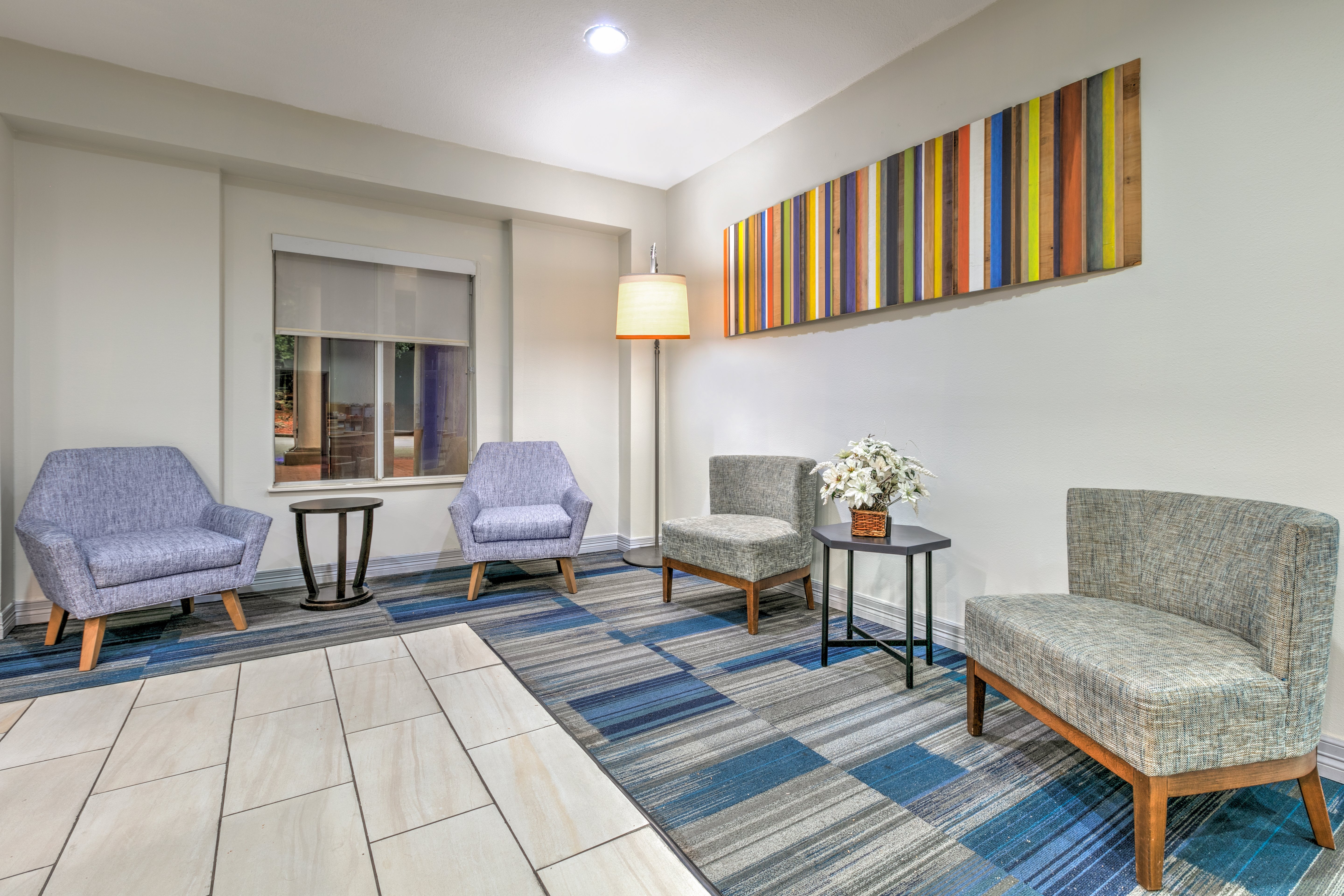 Holiday Inn Express Hotel Suites Livingston 26/37