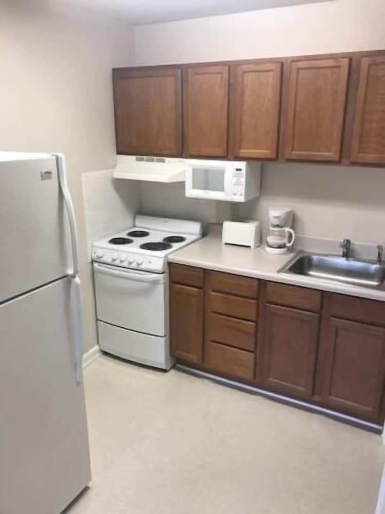 Affordable Suites Hickory/Conover NC Hotel 30/31