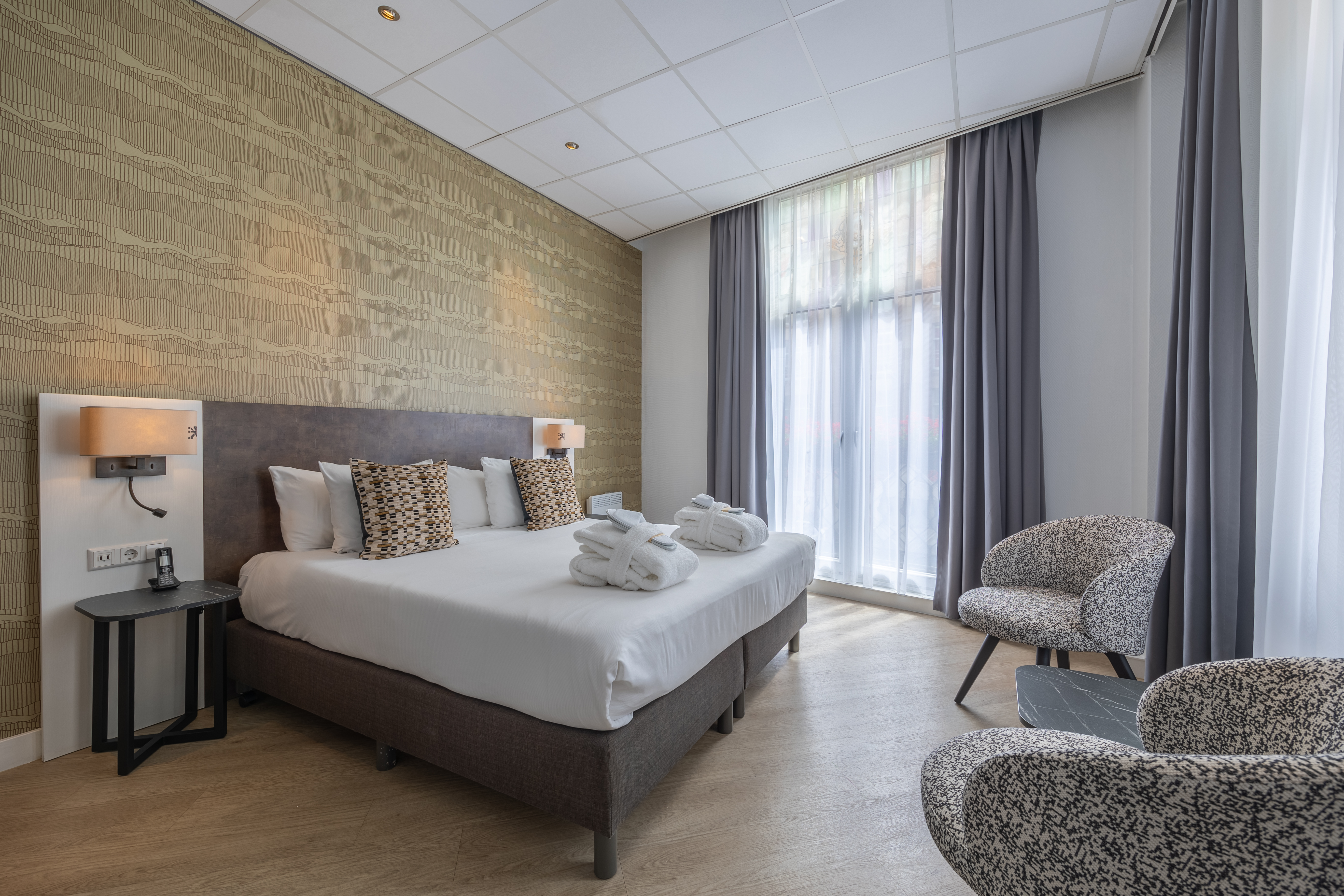 غرفة بسرير مزدوج أو سريرين منفصلين بإطلالة على المدينة بغرفة نوم واحدة، Hotel Amsterdam - De Roode Leeuw 2/3