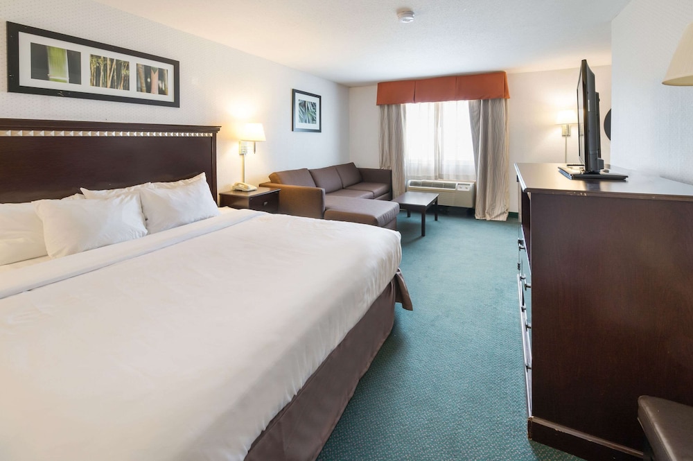Rodeway Inn Urbana Champaign University Area 8/33