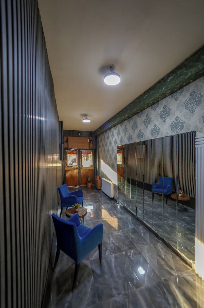 Dove Hotel 22/47