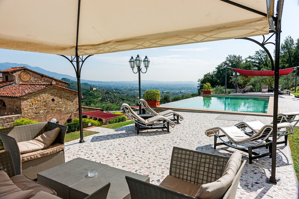 Villa Volpi 30/50