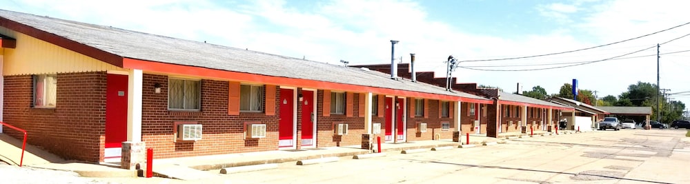 Americas Best Value Inn Arkansas City 5/28