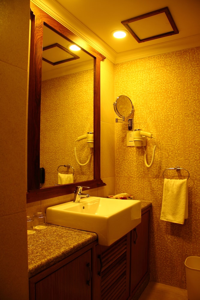 Atithi Resort And Spa 42/67