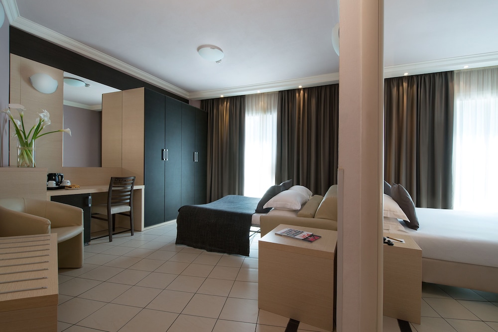 CDH Hotel La Spezia 39/52