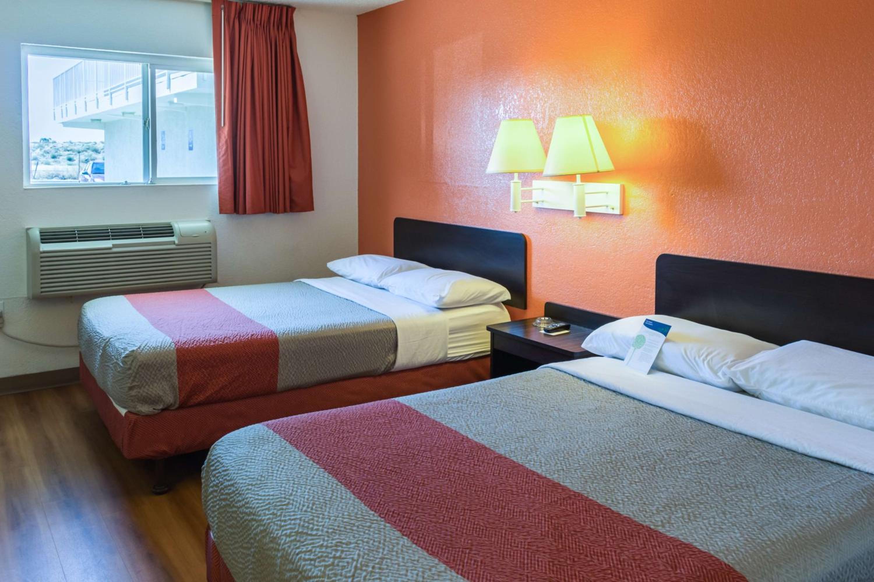 ROOM, DOUBLE BED, ACCESSIBLE